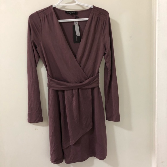 Dress - Picture 1 of 2